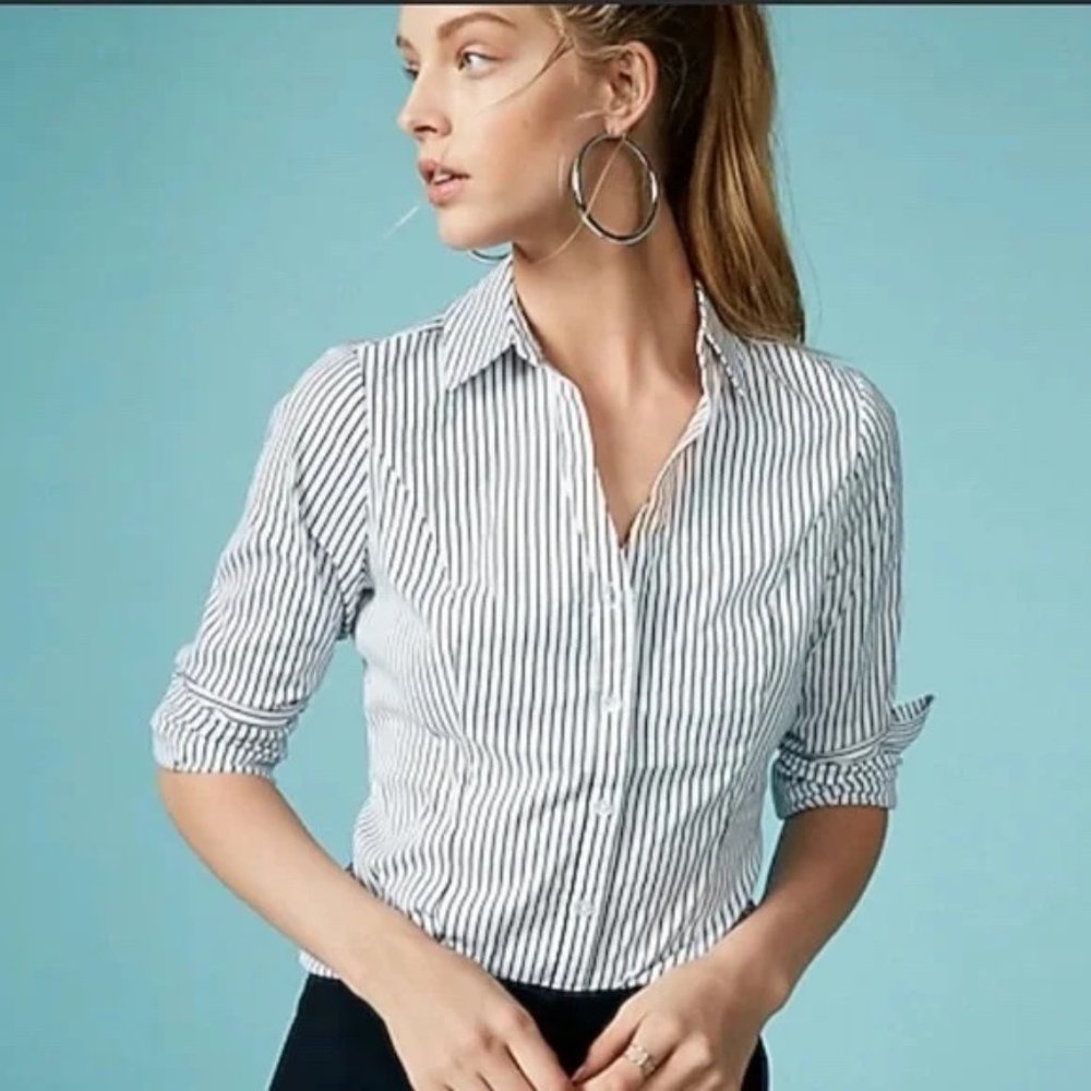 NWT Express Ultimate Essential Button Down Striped Shirt Original Fit